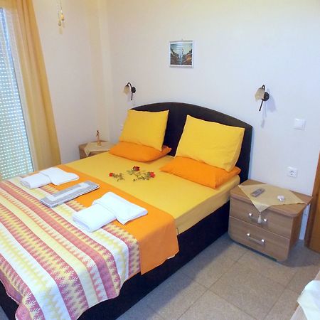 Nikos Apartments Sithonia Esterno foto